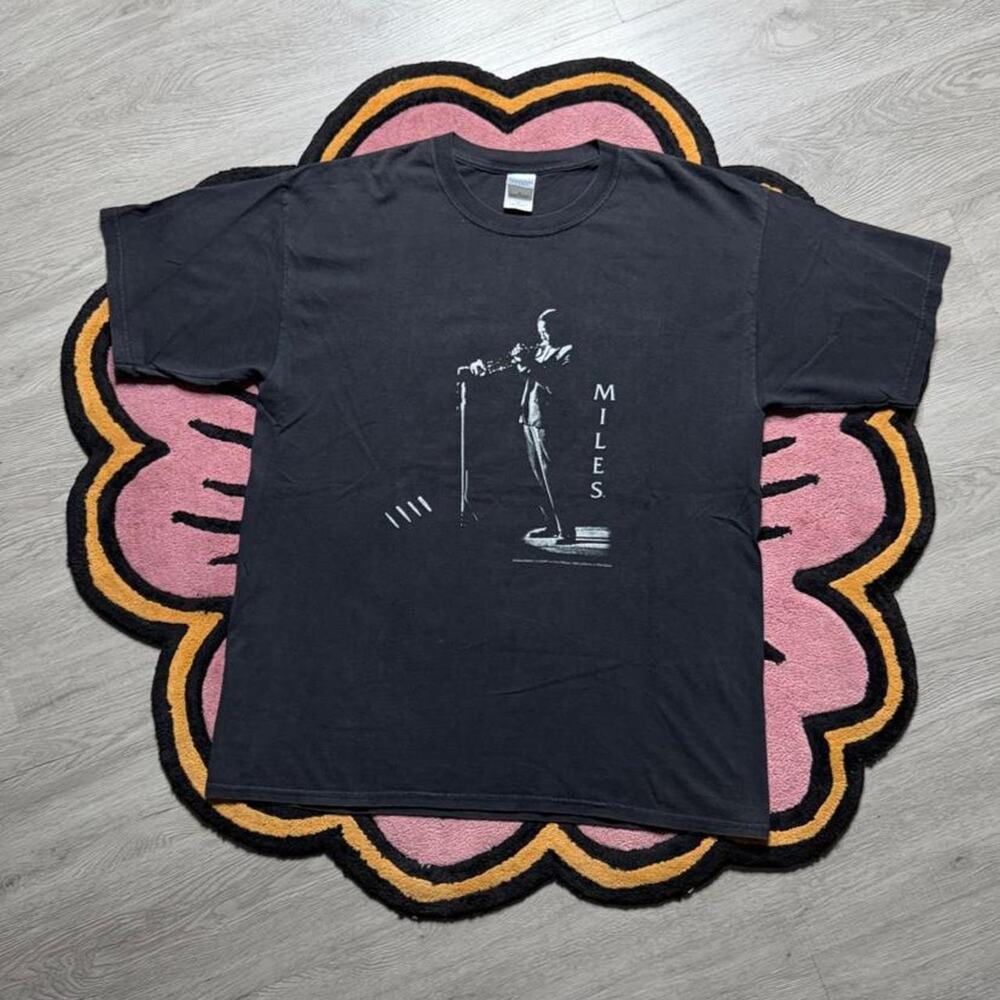 Vintage 90’s Miles Davis Gear Ink Portrait Graphic Logo T-shirt Size XL Black